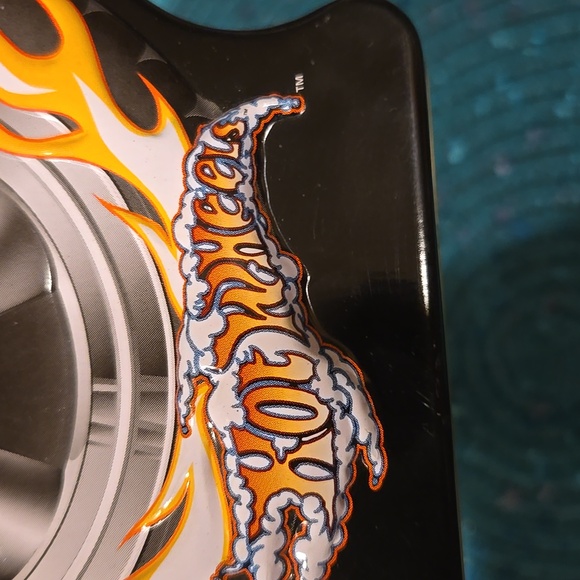 Collectible Hot Wheels case - Picture 3 of 4